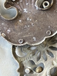 649343