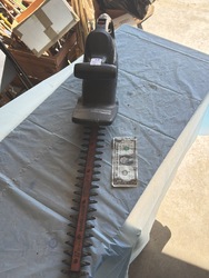 649505