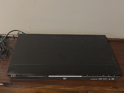 652945