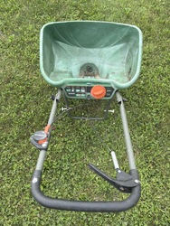 656902