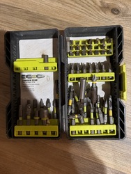 657780