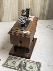 651851
