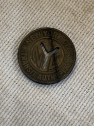 643747
