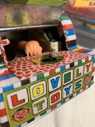 644105