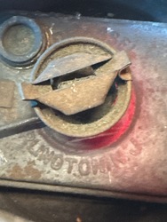 644277