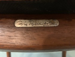 645098