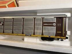 645813