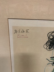 645890