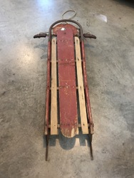645928