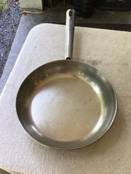 652907