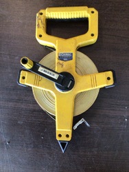 653077