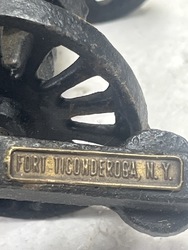 656067
