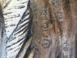 656764