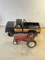657119