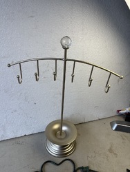 657219