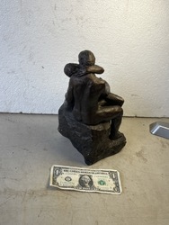 657257