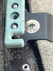 657308