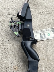 657310