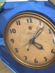 657435