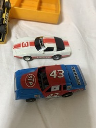 661792