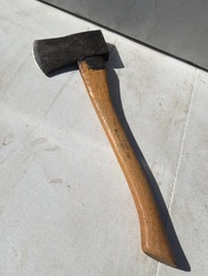 661766
