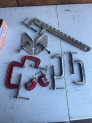 664586