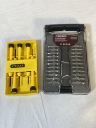 661842
