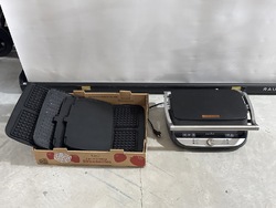 663043