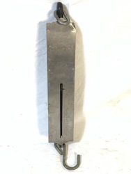 663097