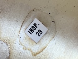 663297