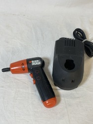 663300