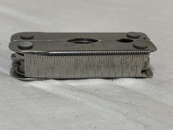 663429