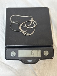 663473